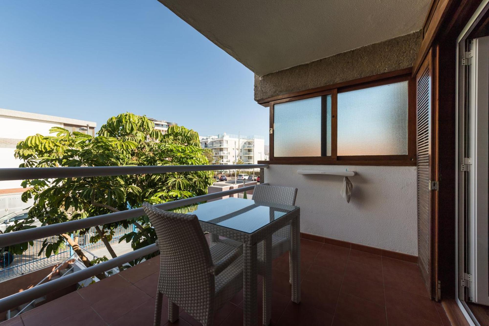 Apartamentos El Paseo بلايا ديل إنغلز المظهر الخارجي الصورة