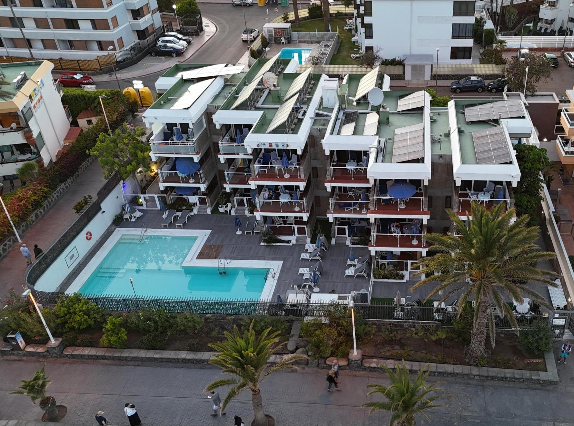 Apartamentos El Paseo بلايا ديل إنغلز المظهر الخارجي الصورة