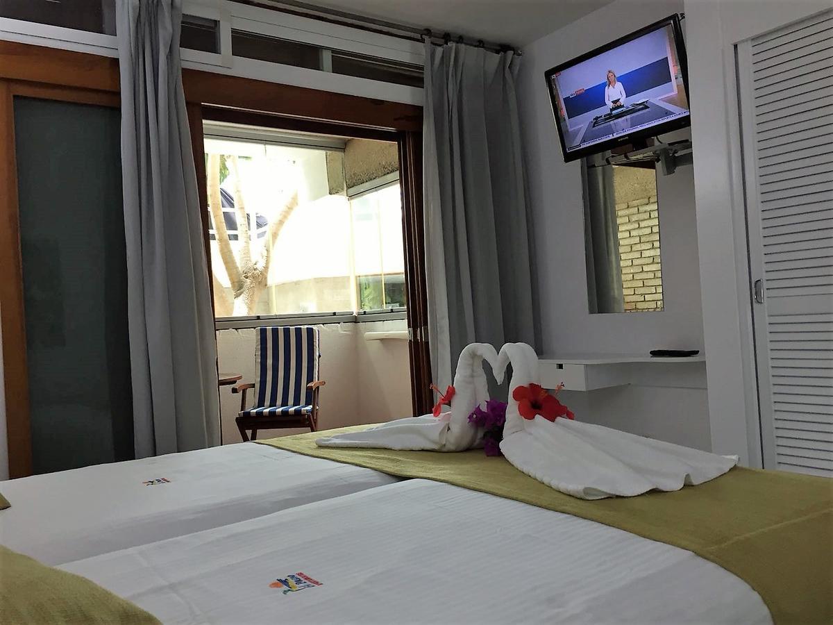 Apartamentos El Paseo بلايا ديل إنغلز المظهر الخارجي الصورة