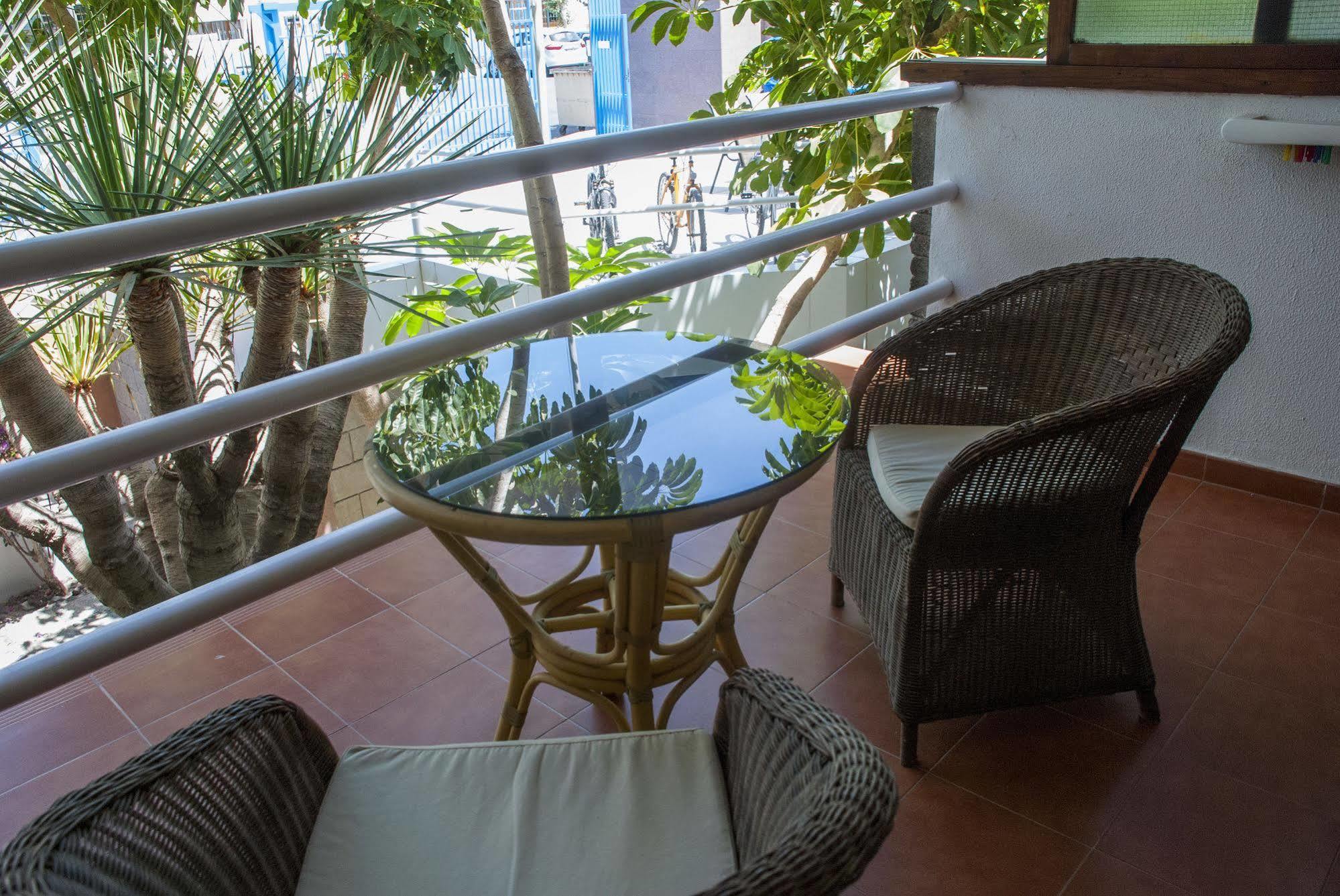 Apartamentos El Paseo بلايا ديل إنغلز المظهر الخارجي الصورة